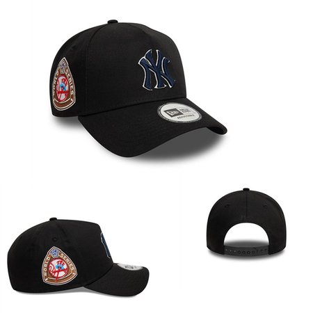 New York Yankees Adjustable Hat