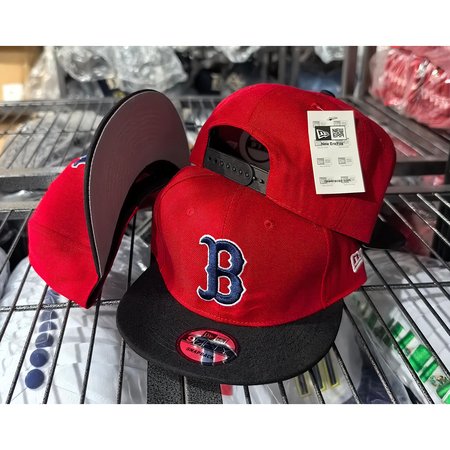 Boston Red Sox Snapback Hat